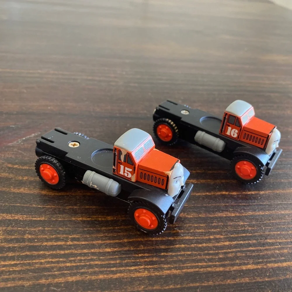 Thomas & Friends Wooden‎ Railway Max and Monty Dump Truck Twins No Dumpers